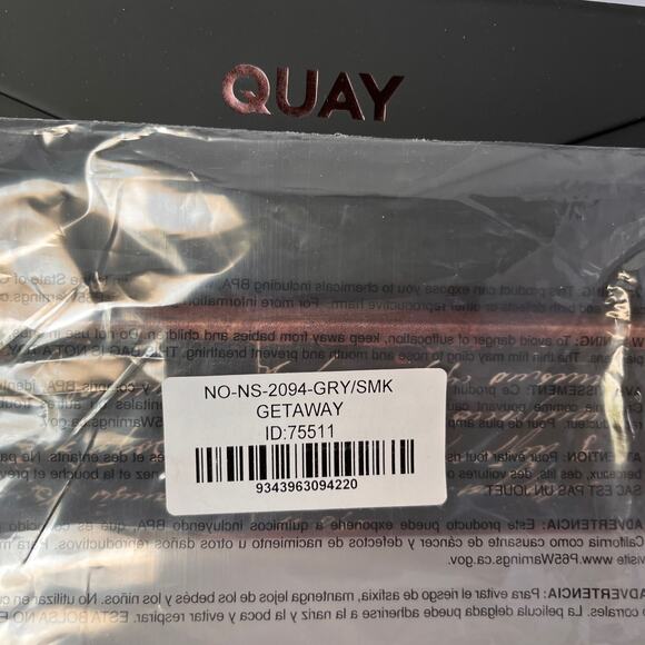 QUAY Sunglasses Getaway in Gray Frames, Gray Smoke lens NEW - Picture 4 of 9